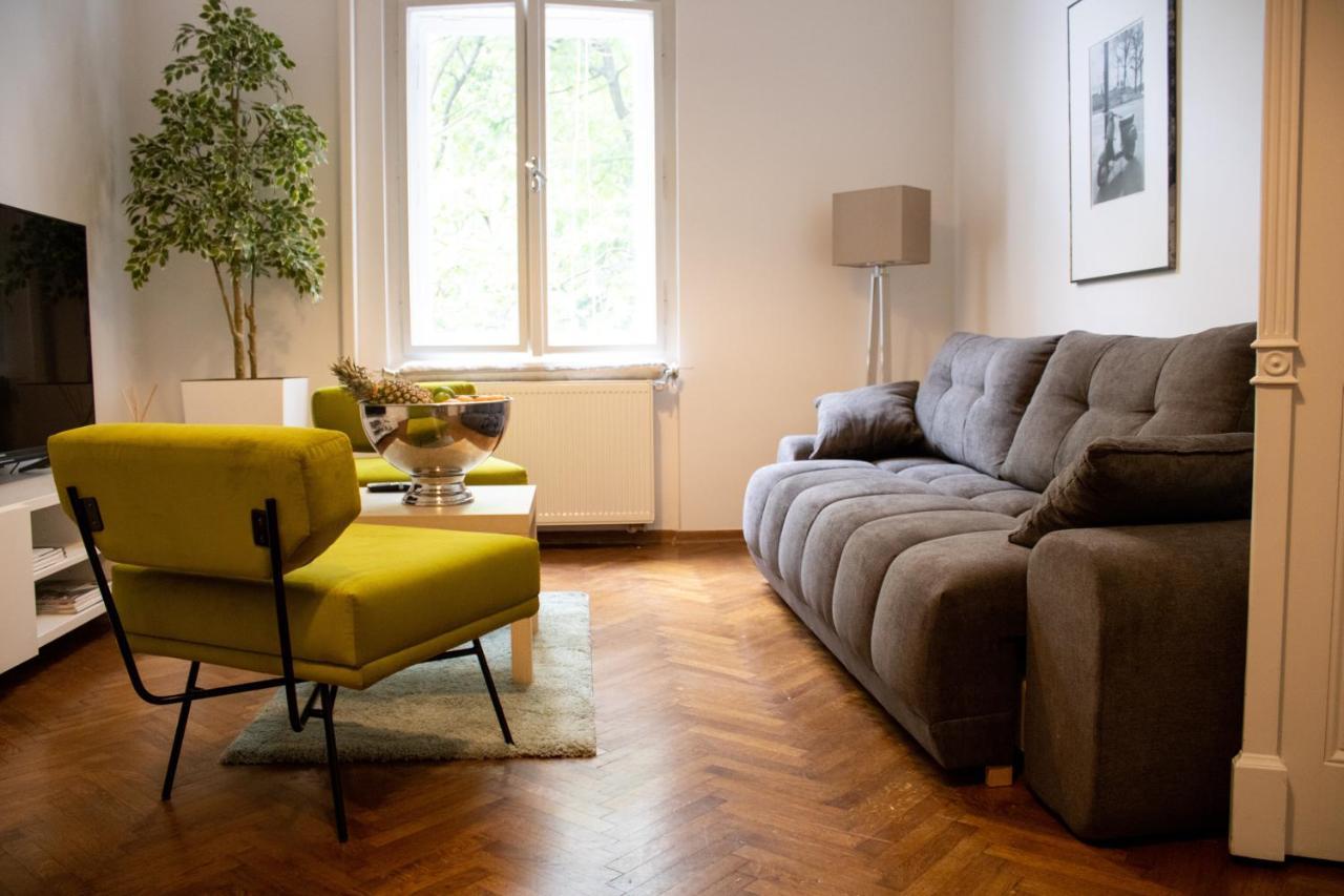 Main Street Apartment Mila , 3 Rd Floor Zagreb Extérieur photo